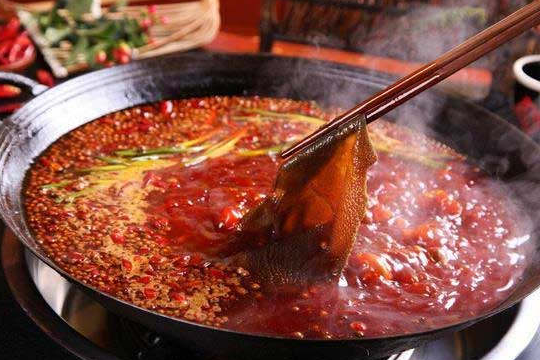 在武汉开一家重庆火锅怎么样？需要多少钱？