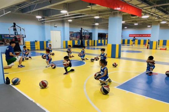 投资少儿篮球加盟店该怎么运营才能让门店拥有核心竞争力？